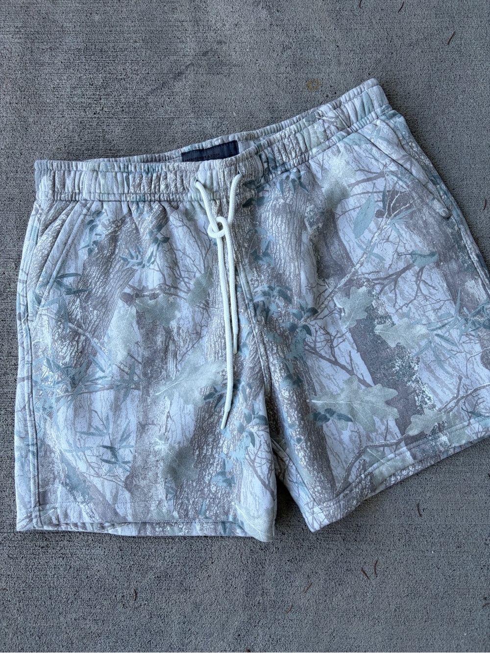 Abercrombie and Fitch soft AF camo camouflage sweat shorts athletic bottoms NWT